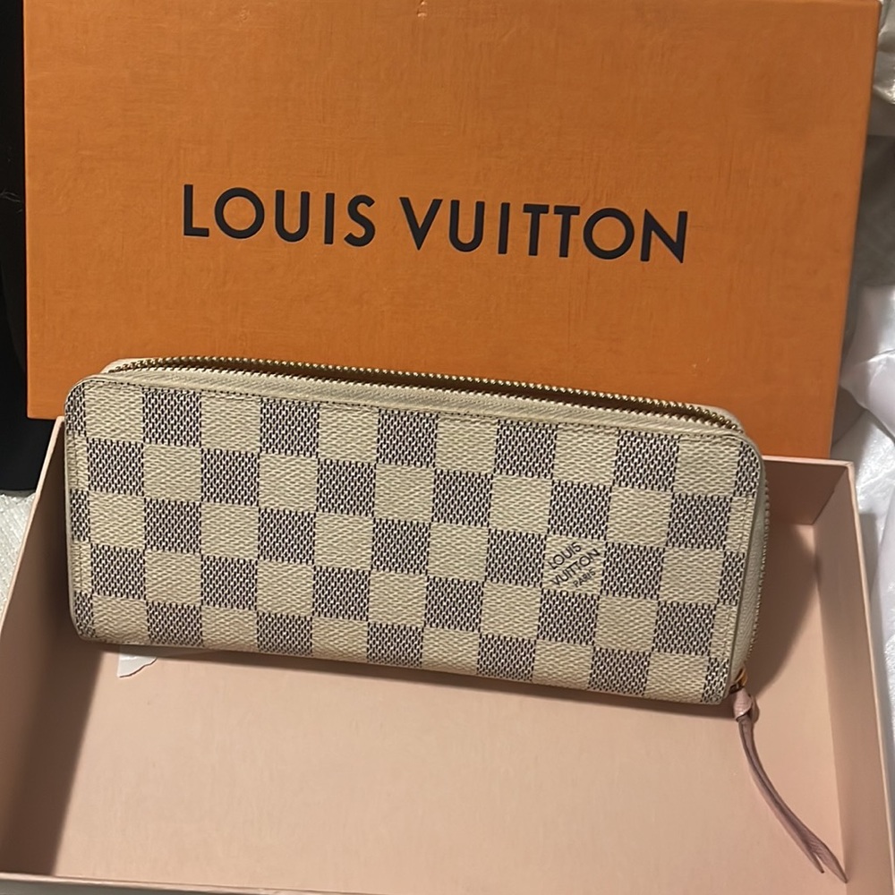 Louis Vuitton Clémence Wallet Damier Azur - Picture 4 of 5